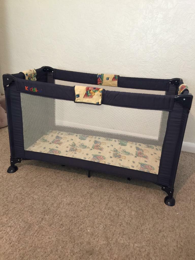 kiddio travel cot